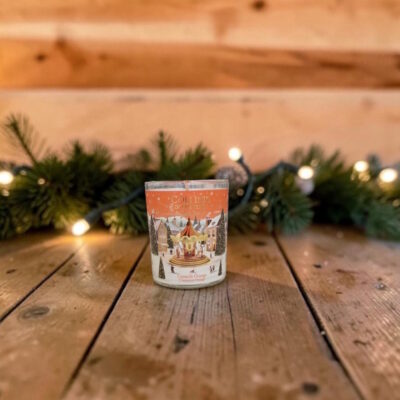 Bougie parfumée scintillante de Noël, 75gr, senteur "Cannelle Orange", de Collines de Provence